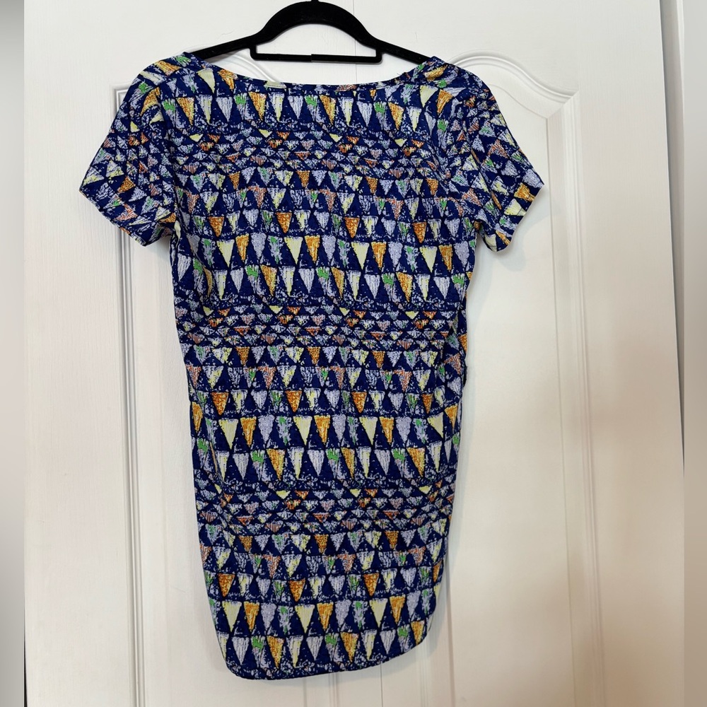 Guilty Geometric Patterned Top - Picture 3 of 5
